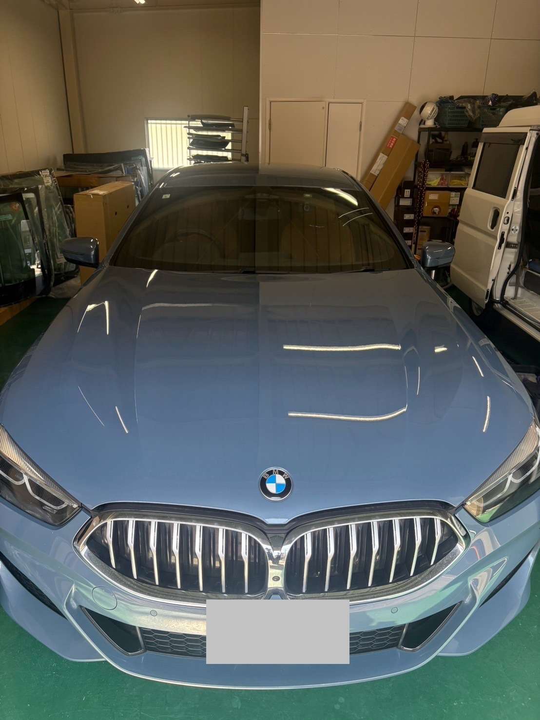 BMW840i  フロントガラス交換とエーミング