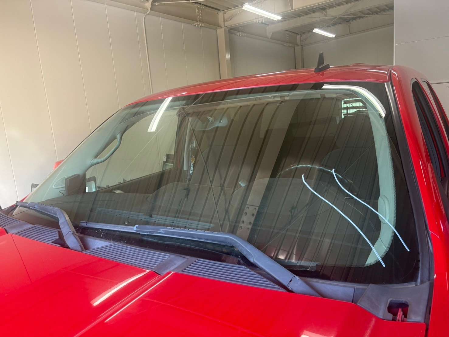 シボレーシルバラード　フロントガラス交換