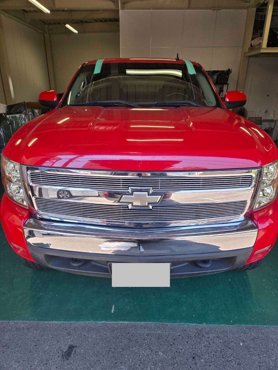 シボレーシルバラード　フロントガラス交換